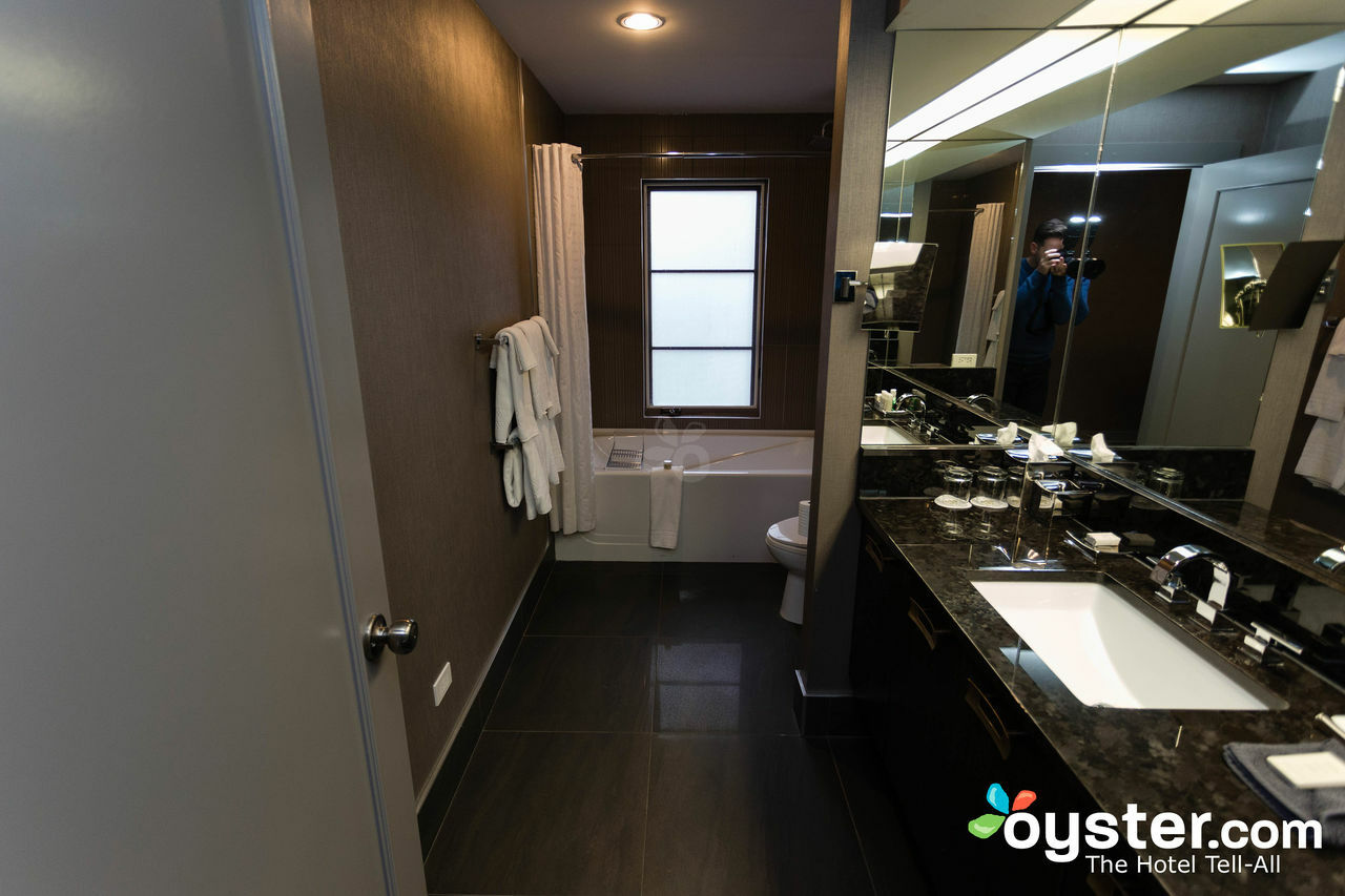 Hotel Arts Kensington YYC Esterno foto