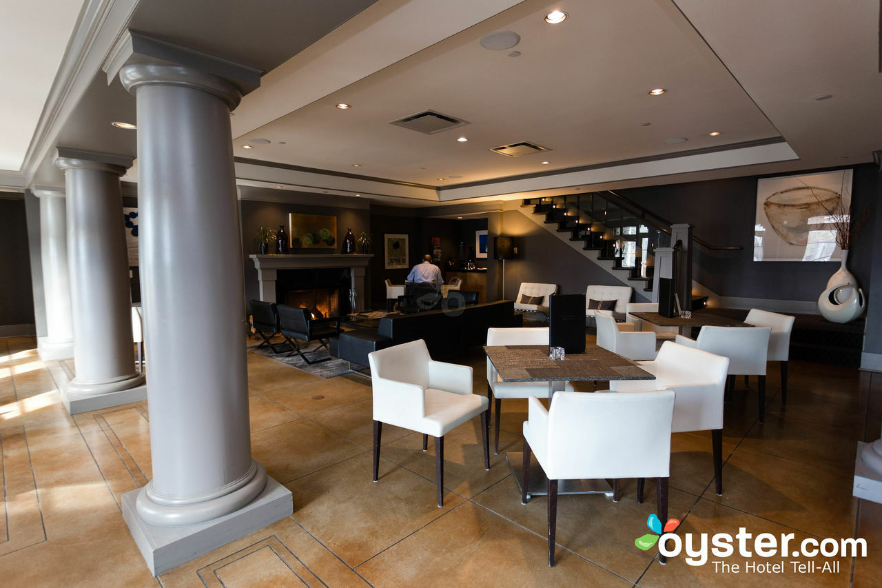 Hotel Arts Kensington YYC Esterno foto