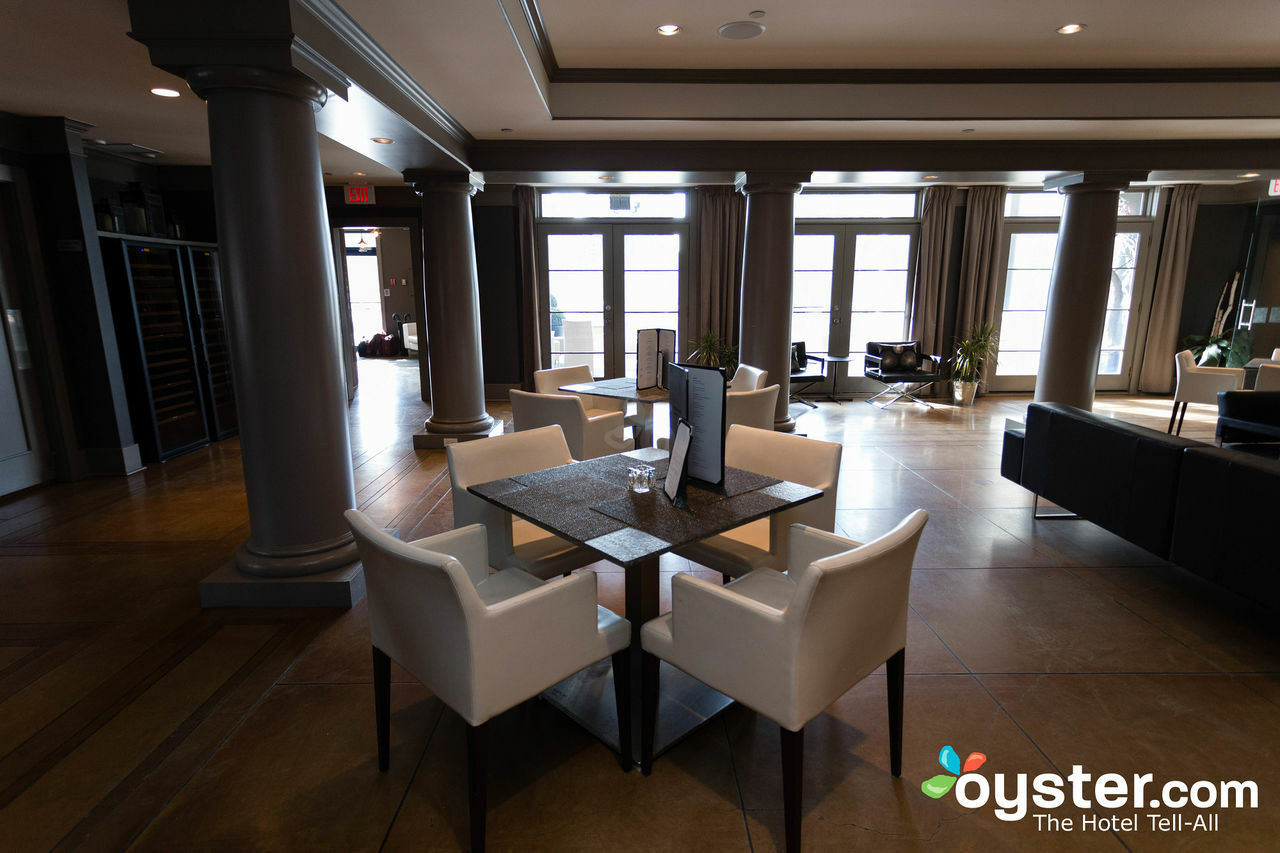 Hotel Arts Kensington YYC Esterno foto